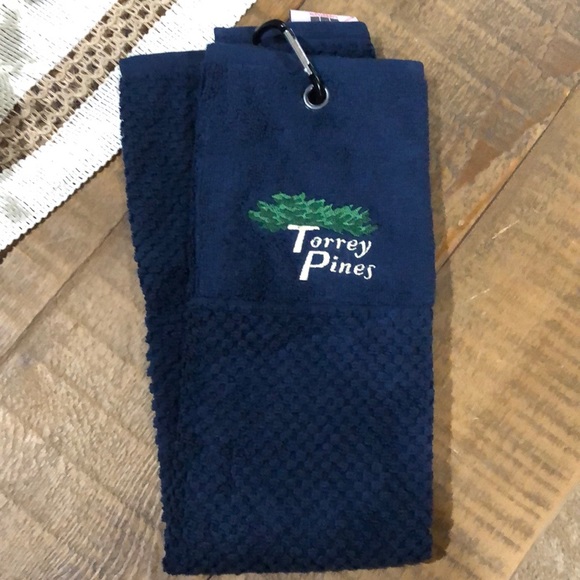Messiaen Mills Other - Vintage Torrey Pines Golf Towel with clip